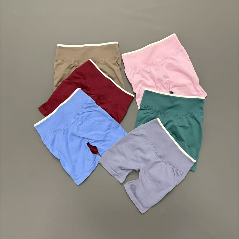 Ignite Sculp Scrun Gym Shorts  - Ignite Yoga Fitness ulasan dan harga