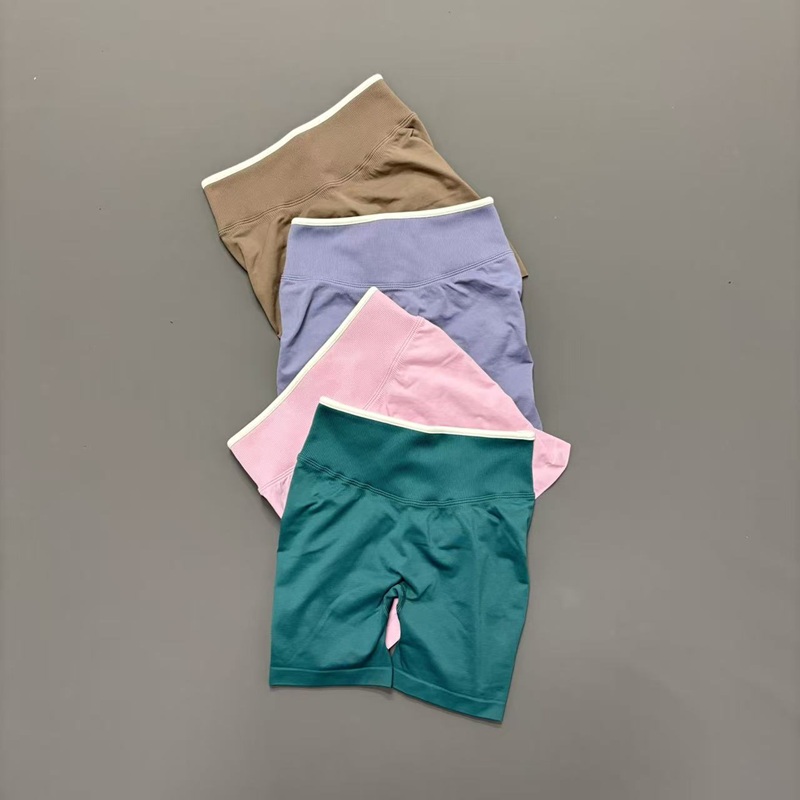 Ignite Sculp Scrun Gym Shorts  - Ignite Yoga Fitness ulasan dan harga